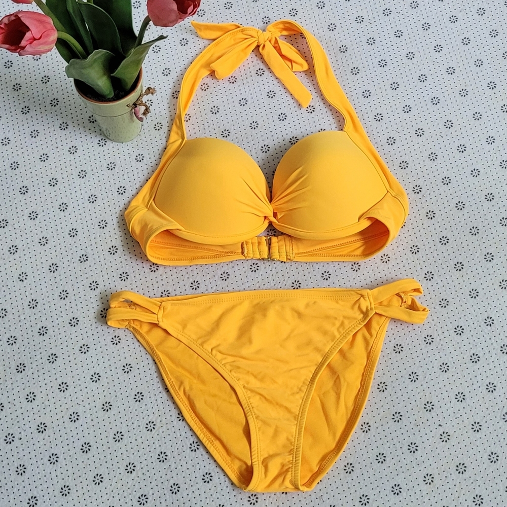 Tahiti Push up Halter Top Bikini Set Size Medium - Picture 1 of 10